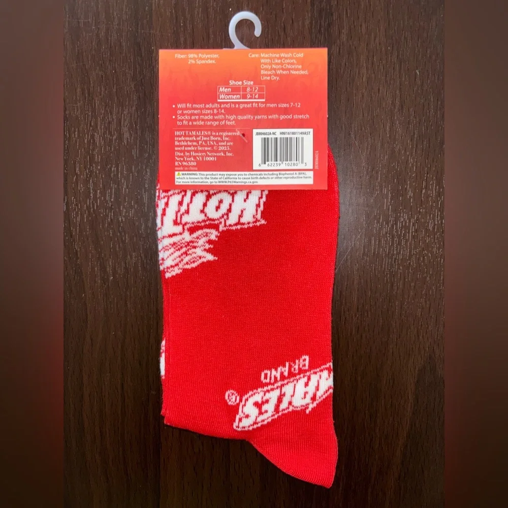 HOT TAMALES NOVELTY CREW SOCKS NWT MEN’S SHOE SIZE 8-12